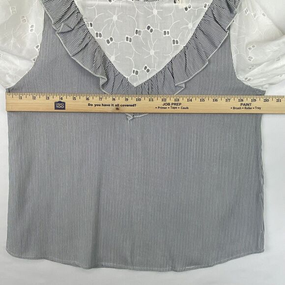 Women’s White Eyelet Ruffle Blouse Cotton Quarter Sleeve Top M - Picture 8 of 8